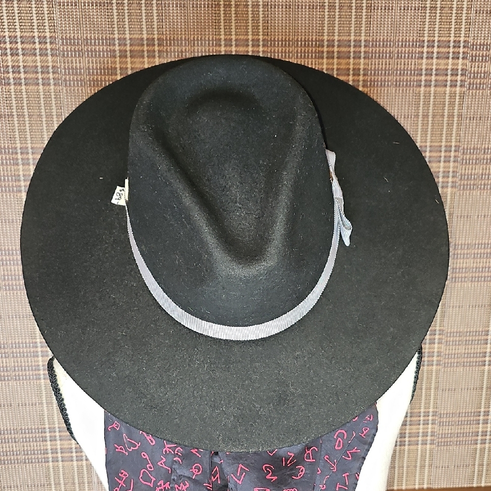 Stylish Black Western Hat 100% Wool